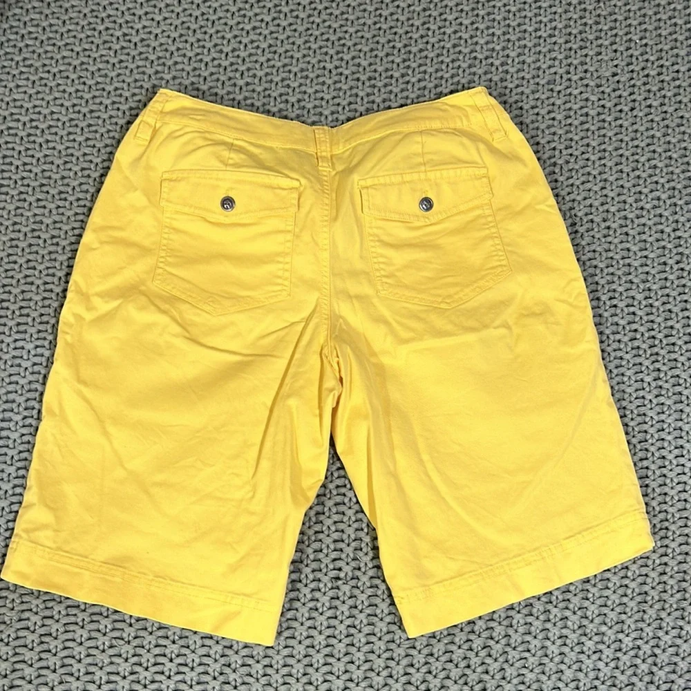 Chico’s Women’s Shorts Size S Yellow Color - Picture 3 of 13